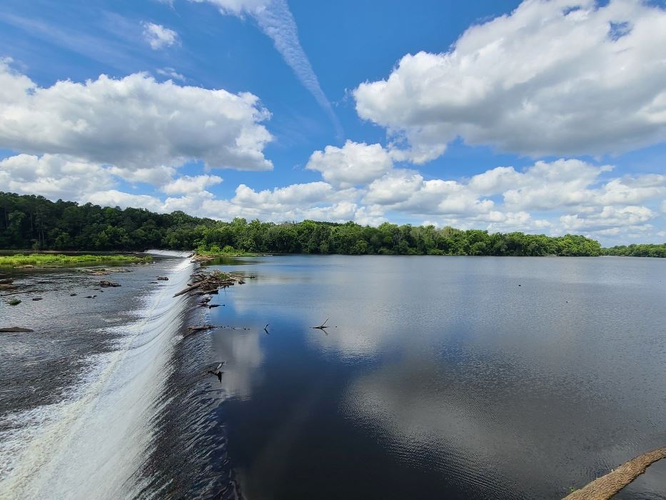 Buckhorn Dam Sky